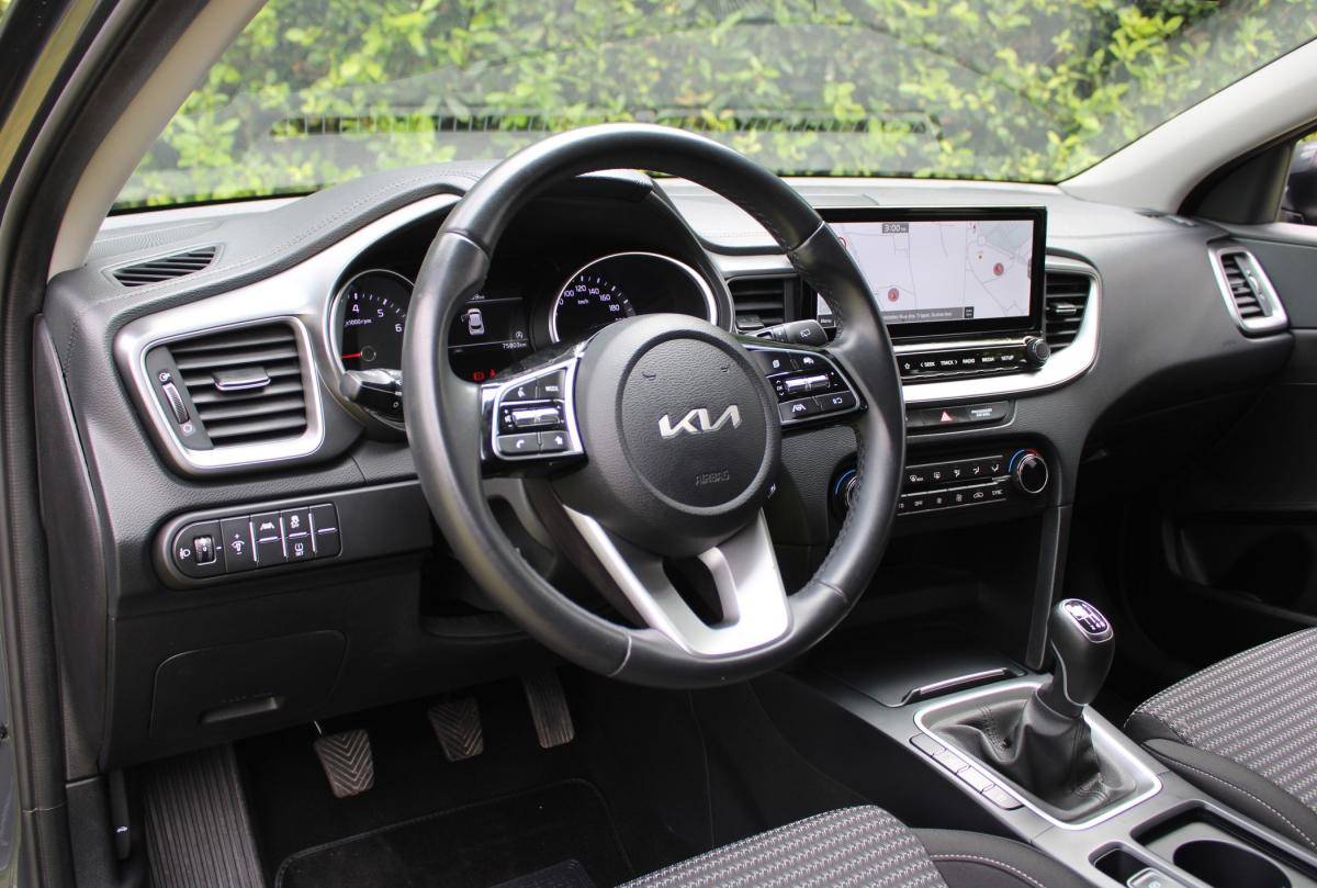 kia-xceed-2024-gasolina-998cc