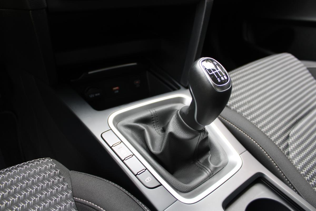 kia-xceed-2024-gasolina-998cc