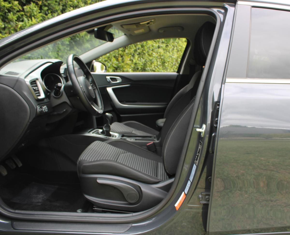 kia-xceed-2024-gasolina-998cc