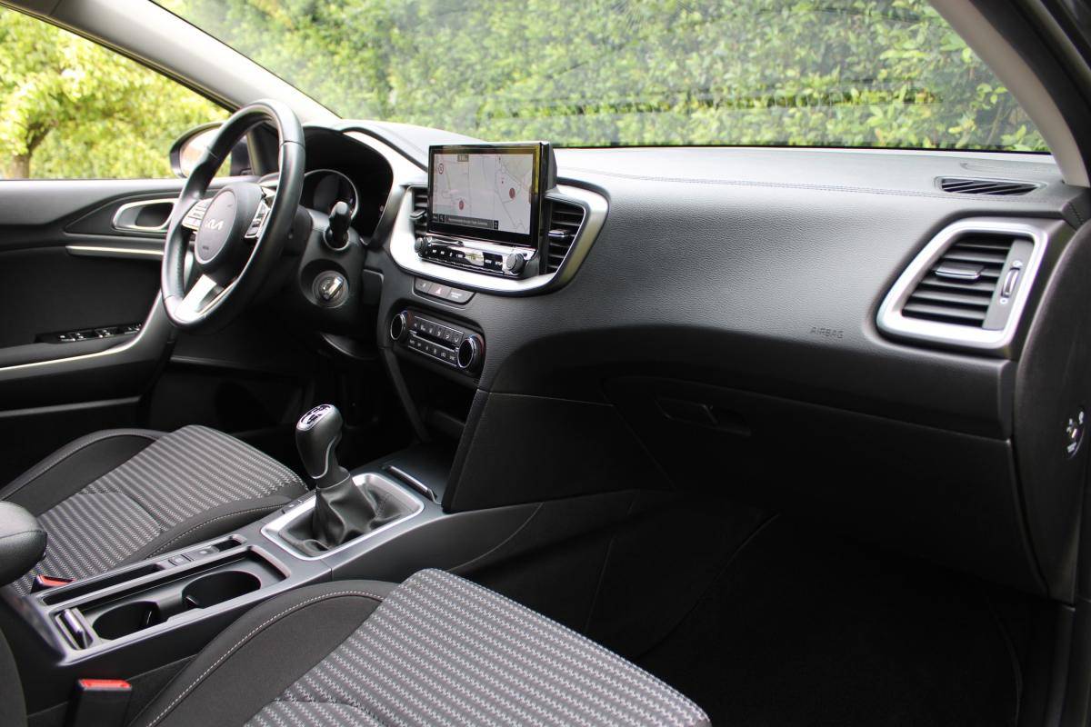 kia-xceed-2024-gasolina-998cc