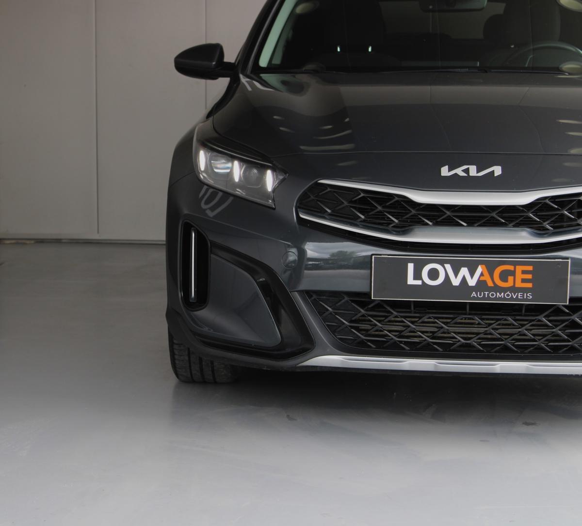 kia-xceed-2024-gasolina-998cc