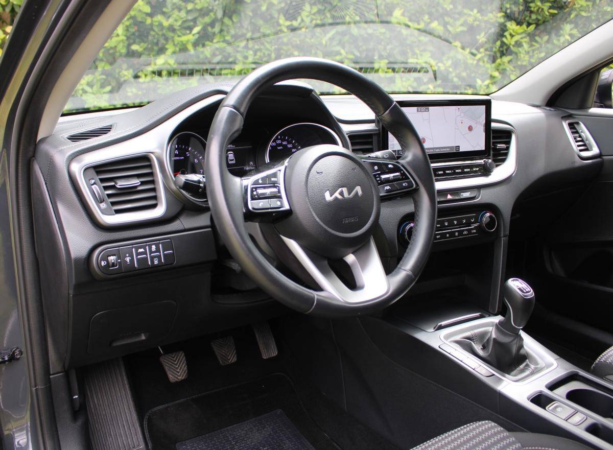 kia-xceed-2024-gasolina-998cc