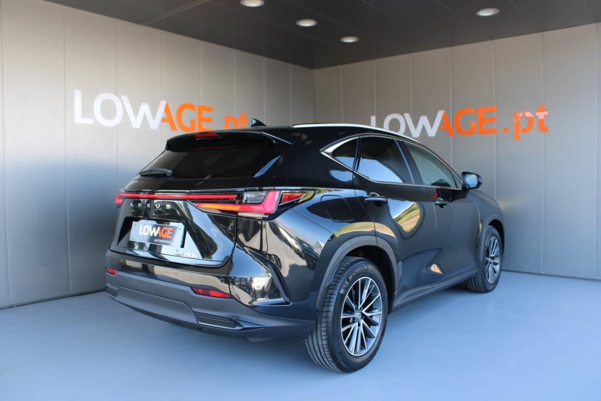 lexus-nx-2023-hibrido-a-gasolina-2487cc