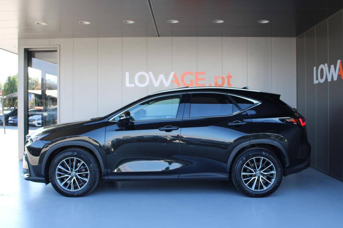 lexus-nx-2023-hibrido-a-gasolina-2487cc
