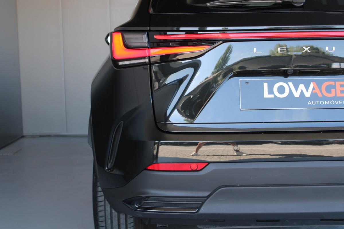 lexus-nx-2023-hibrido-a-gasolina-2487cc
