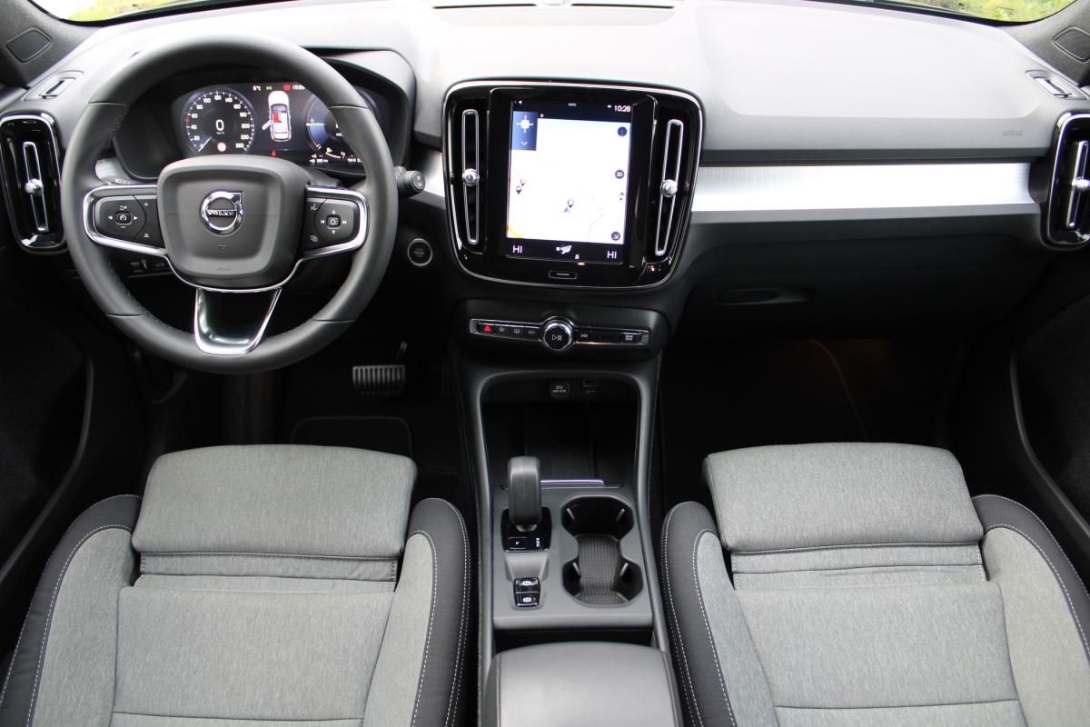 volvo-xc40-2022-hibrido-a-gasolina-1477cc