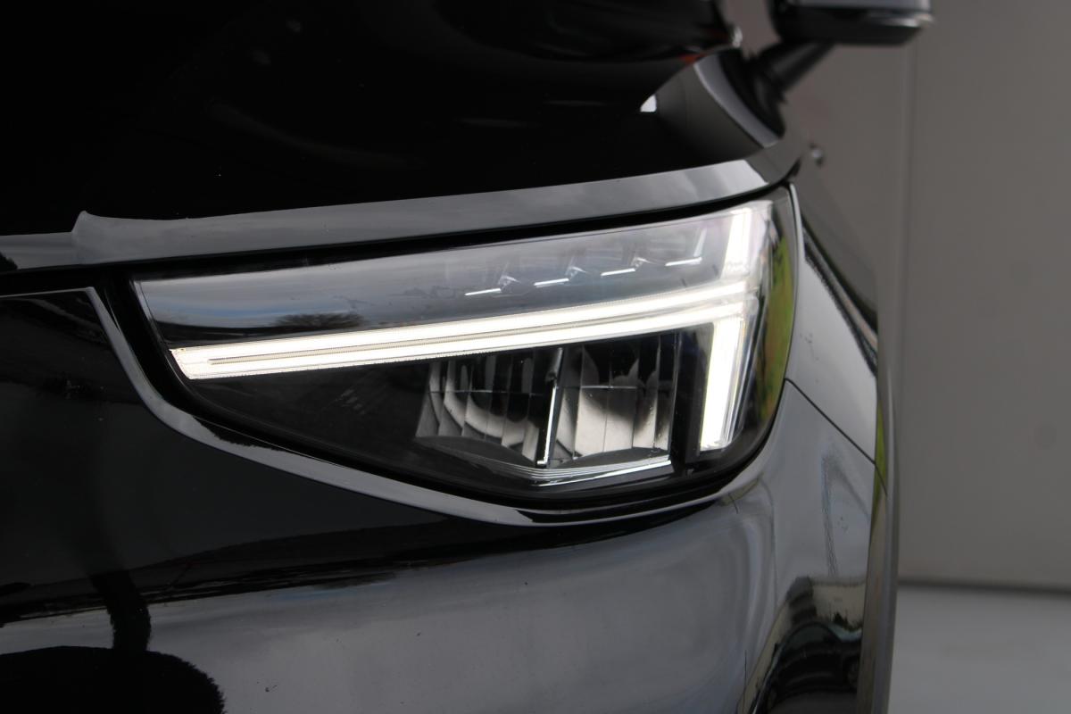 volvo-xc40-2022-hibrido-a-gasolina-1477cc
