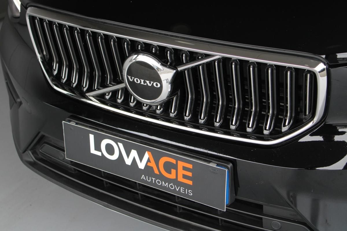 volvo-xc40-2022-hibrido-a-gasolina-1477cc
