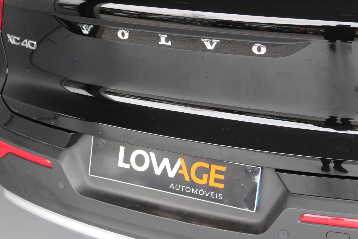volvo-xc40-2022-hibrido-a-gasolina-1477cc