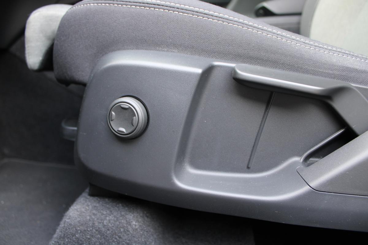 volvo-xc40-2022-hibrido-a-gasolina-1477cc