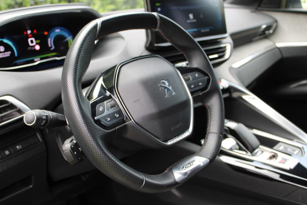 peugeot-3008-2021-hibrido-a-gasolina-1598cc