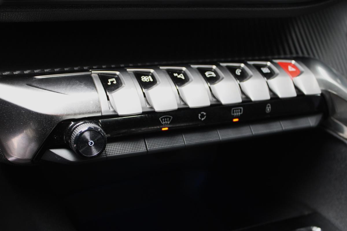 peugeot-3008-2021-gasolina-1199cc