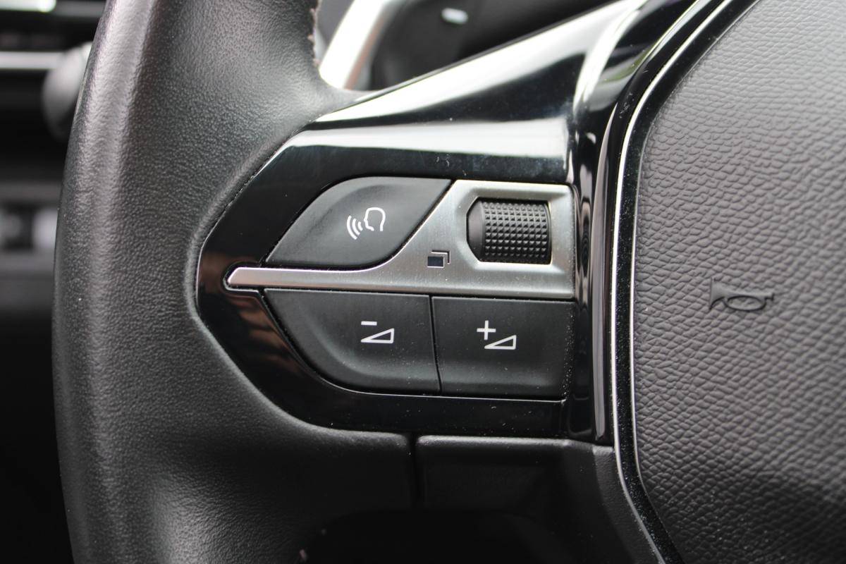 peugeot-3008-2021-gasolina-1199cc