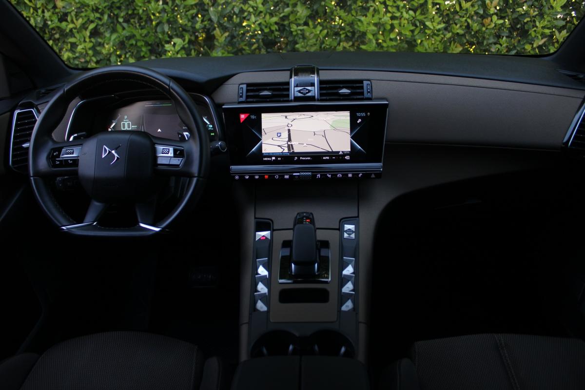 ds-ds-7-crossback-2022-hibrido-a-gasolina-1598cc