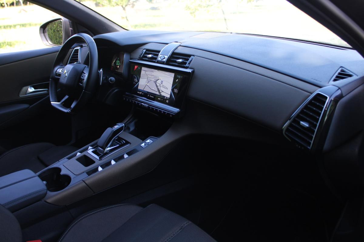 ds-ds-7-crossback-2022-hibrido-a-gasolina-1598cc