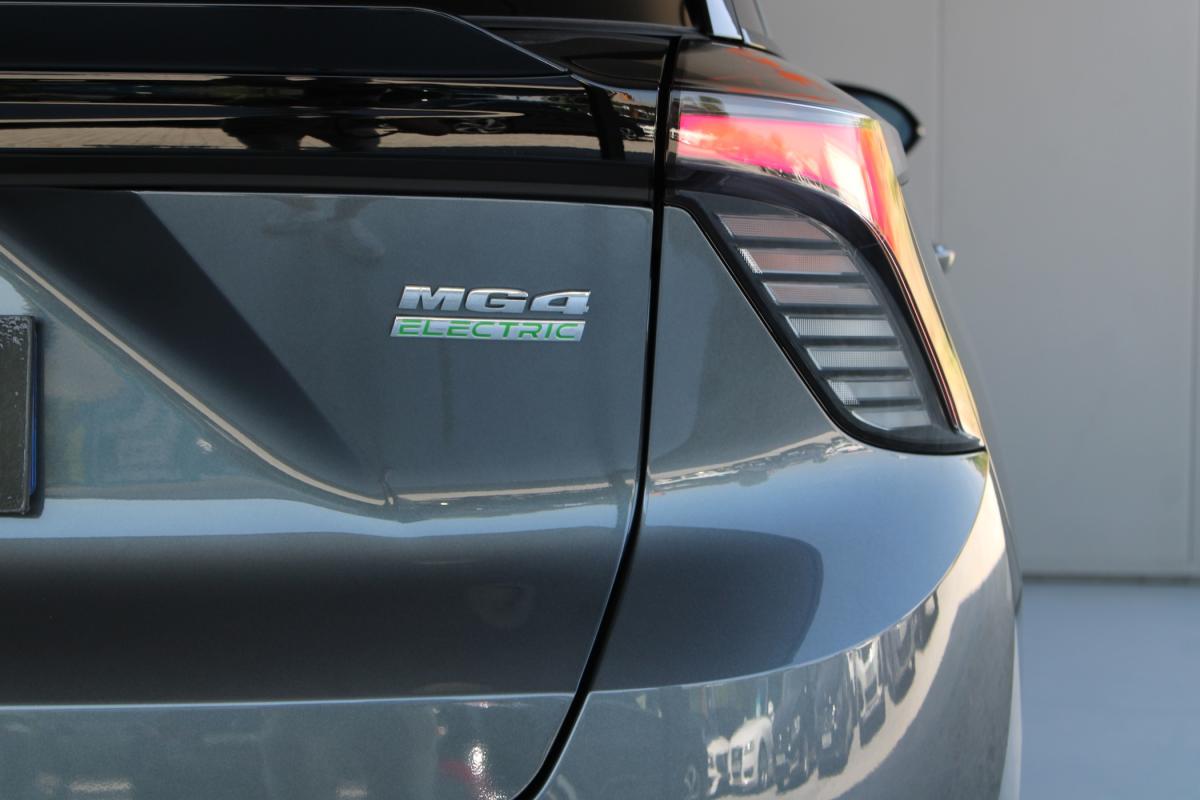 mg-mg4-2023-eletrico-500cc