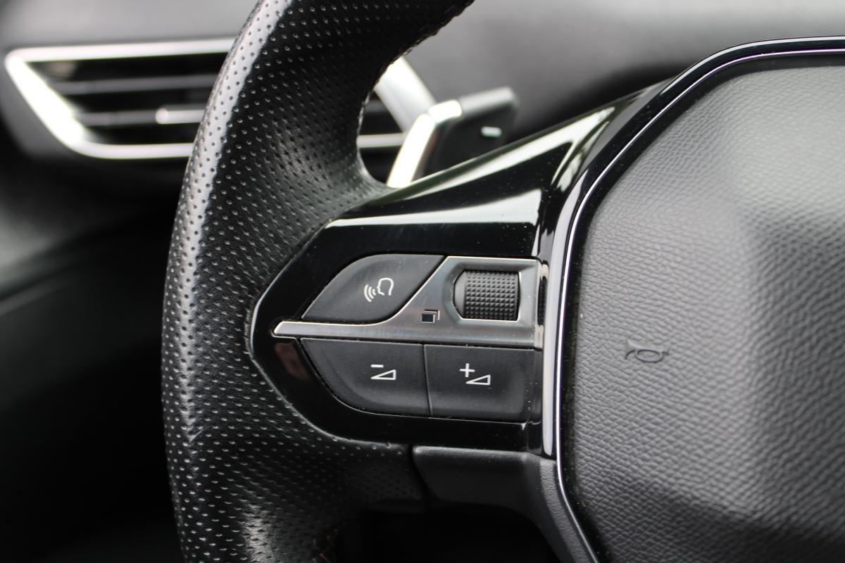 peugeot-5008-2020-diesel-1499cc