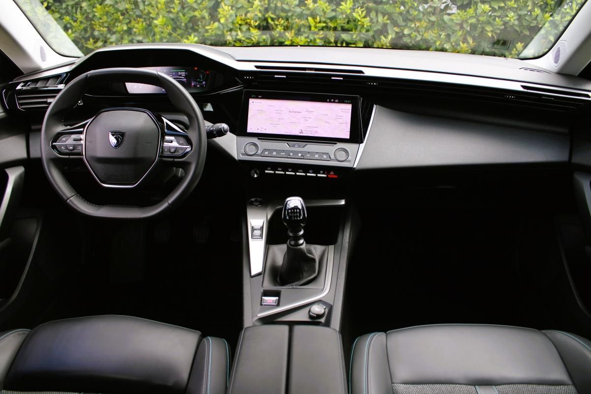 peugeot-308-2022-gasolina-1199cc