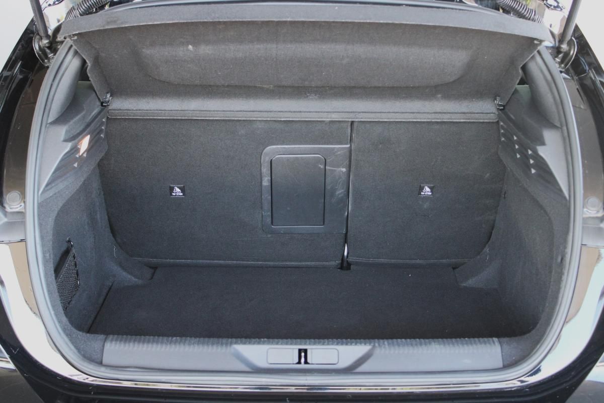 peugeot-308-2022-gasolina-1199cc