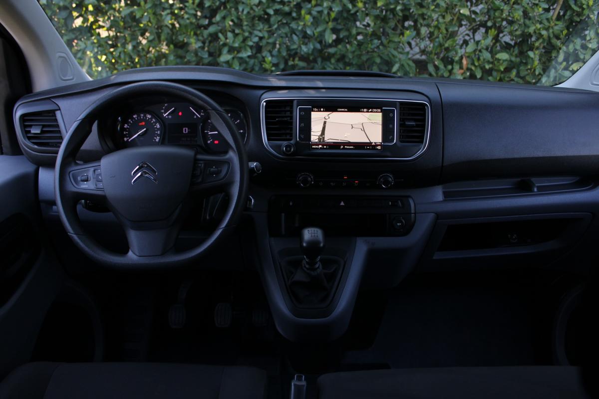 citroen-jumpy-2021-diesel-1499cc