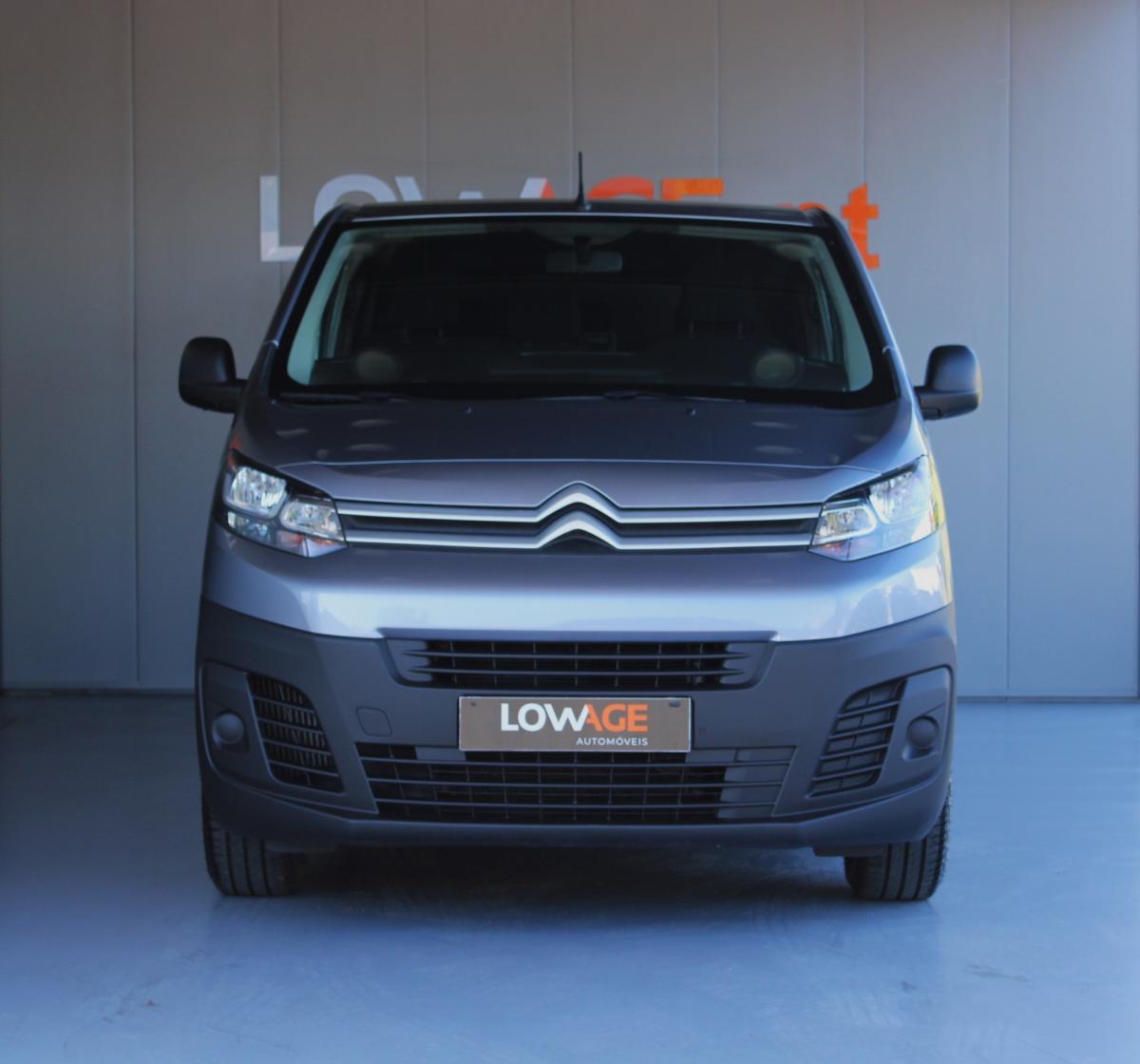 citroen-jumpy-2021-diesel-1499cc