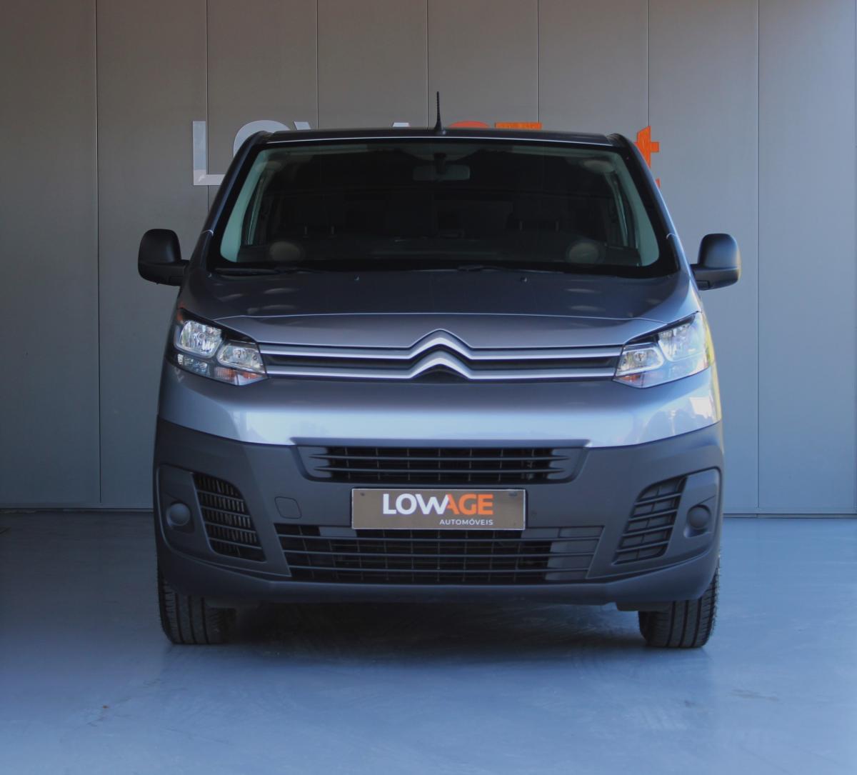 citroen-jumpy-2021-diesel-1499cc