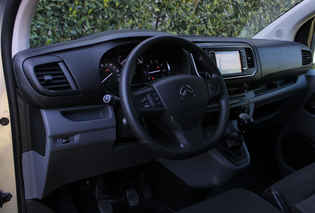citroen-jumpy-2021-diesel-1499cc