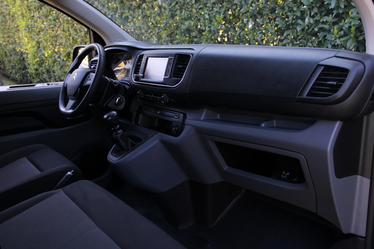 citroen-jumpy-2021-diesel-1499cc