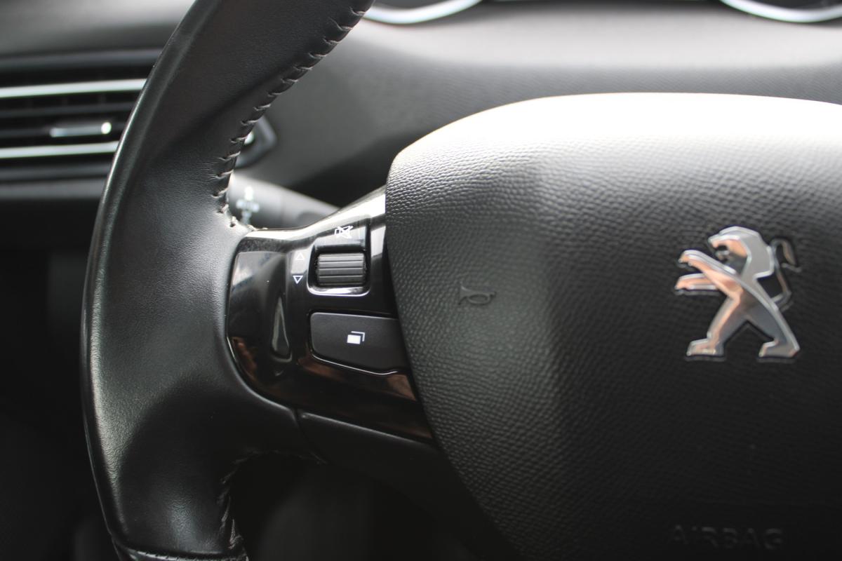 peugeot-308-2021-gasolina-1199cc
