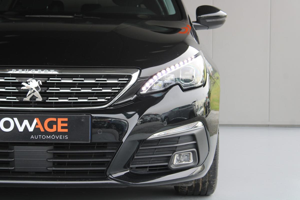 peugeot-308-2021-gasolina-1199cc