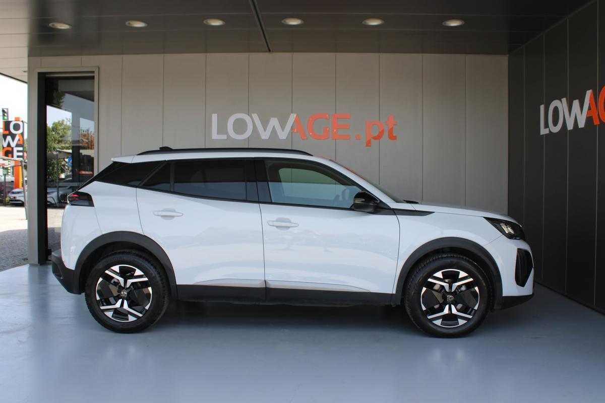 peugeot-2008-2023-gasolina-1199cc