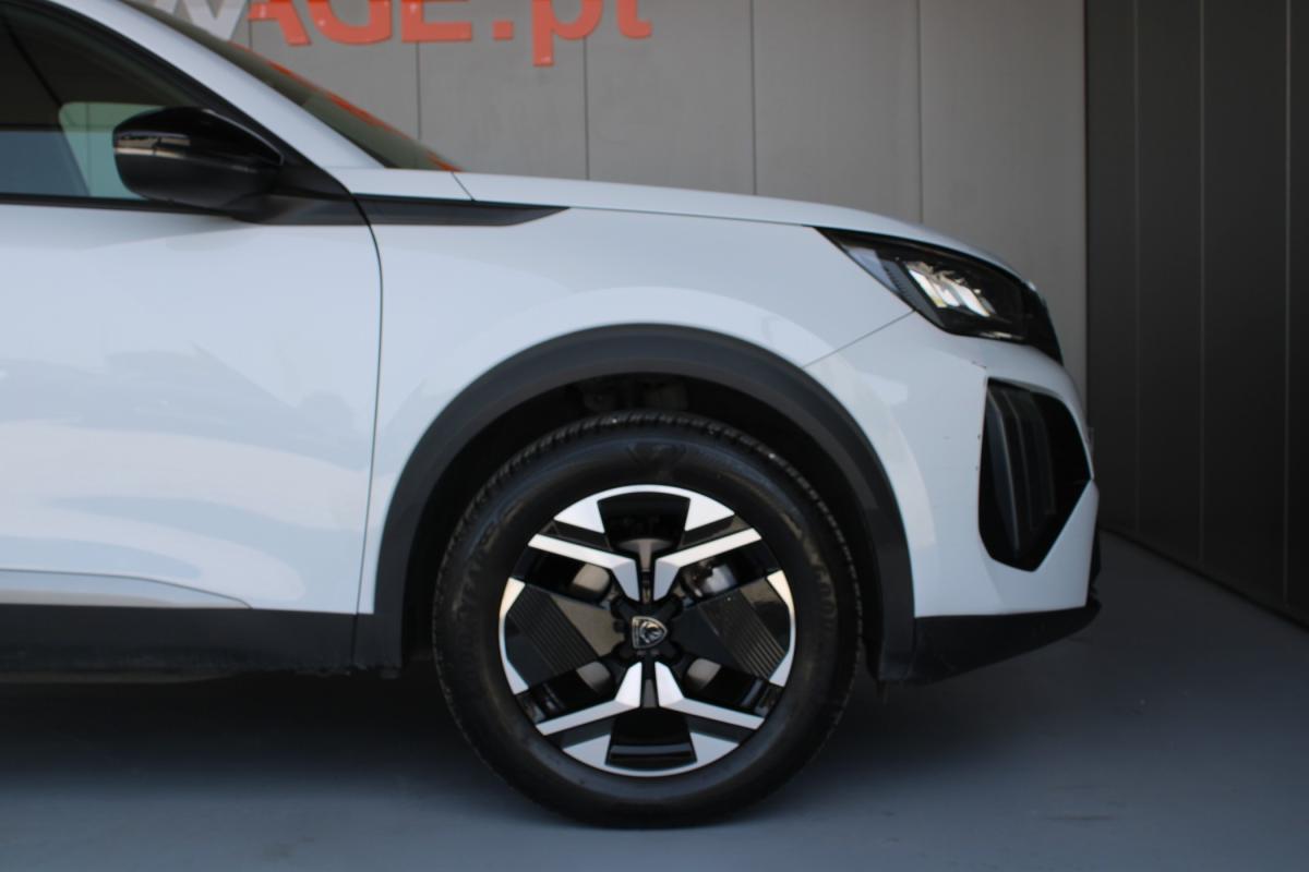 peugeot-2008-2023-gasolina-1199cc
