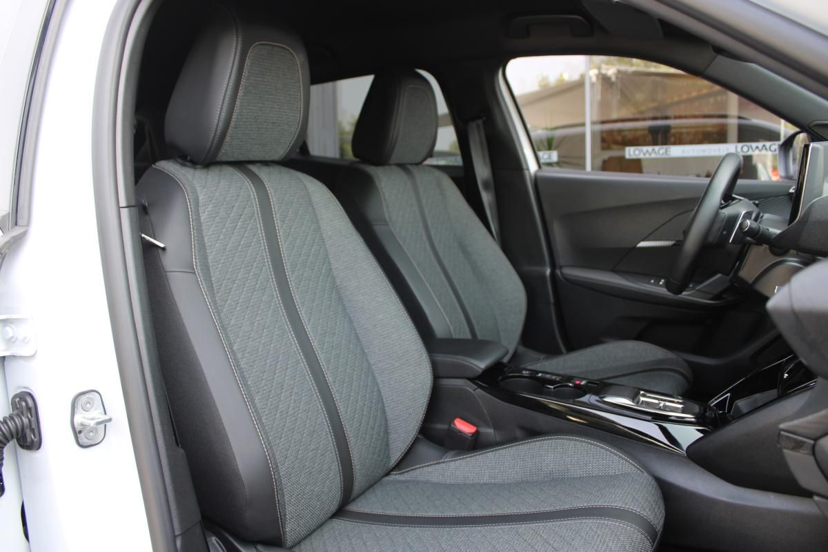 peugeot-2008-2023-gasolina-1199cc
