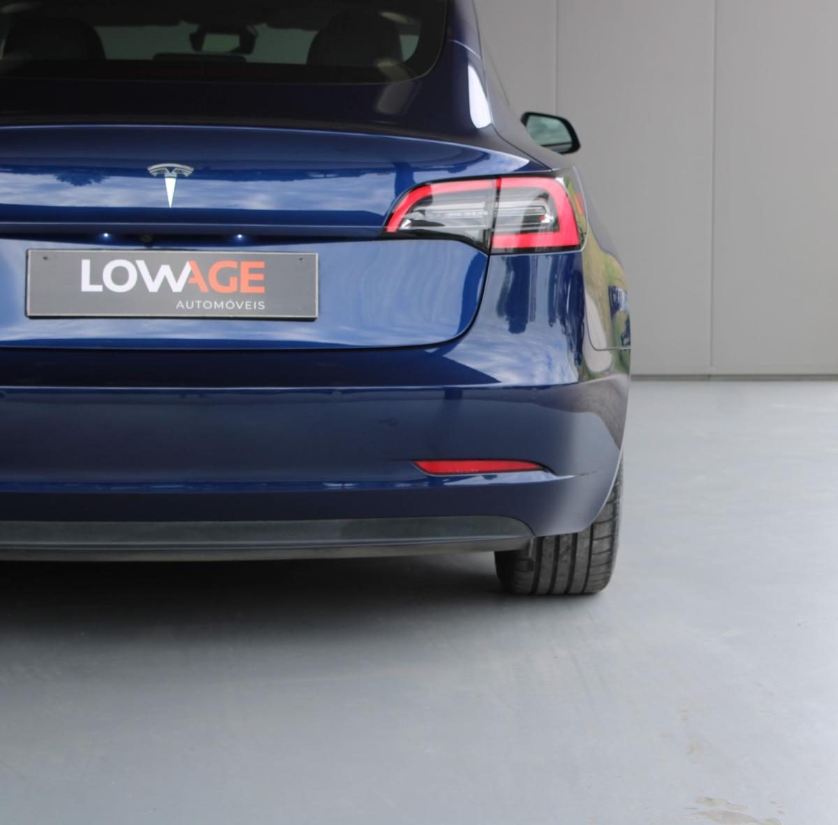 tesla-model-3-2021-eletrico-500cc