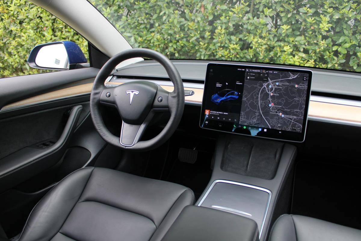 tesla-model-3-2021-eletrico-500cc