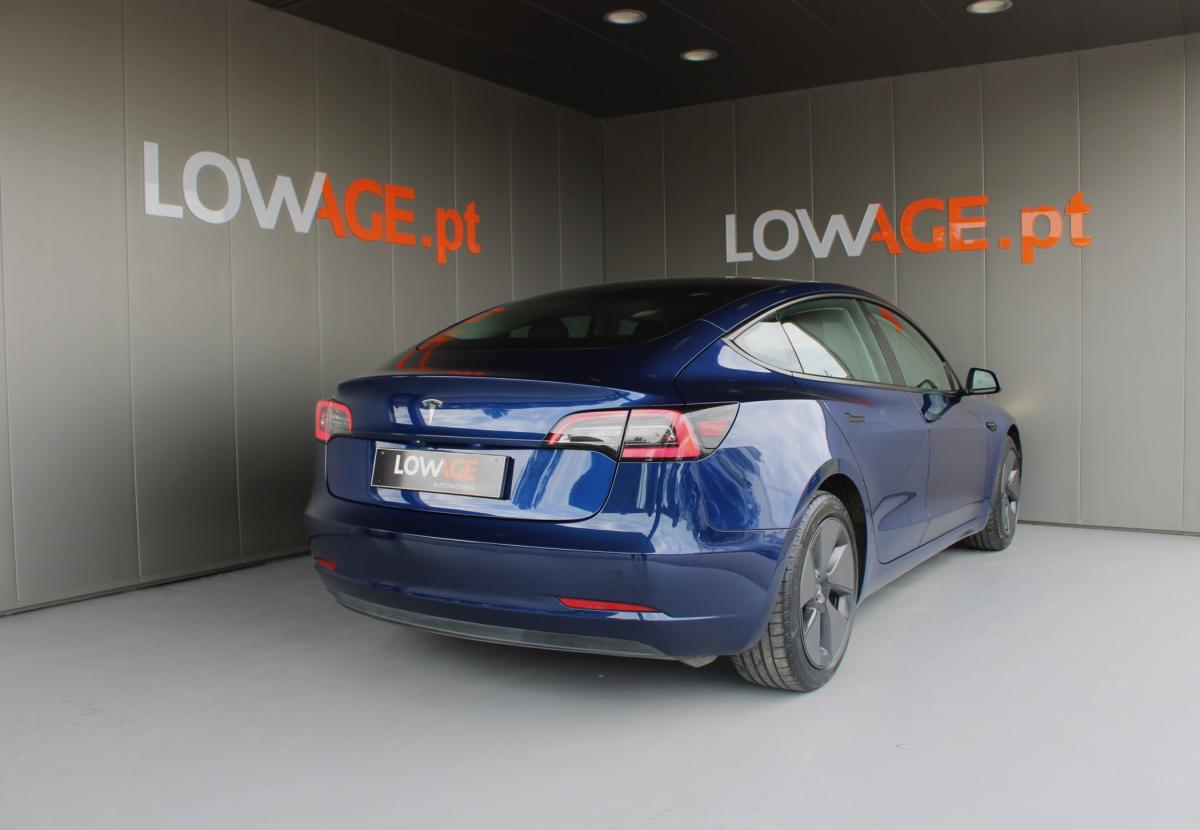 tesla-model-3-2021-eletrico-500cc
