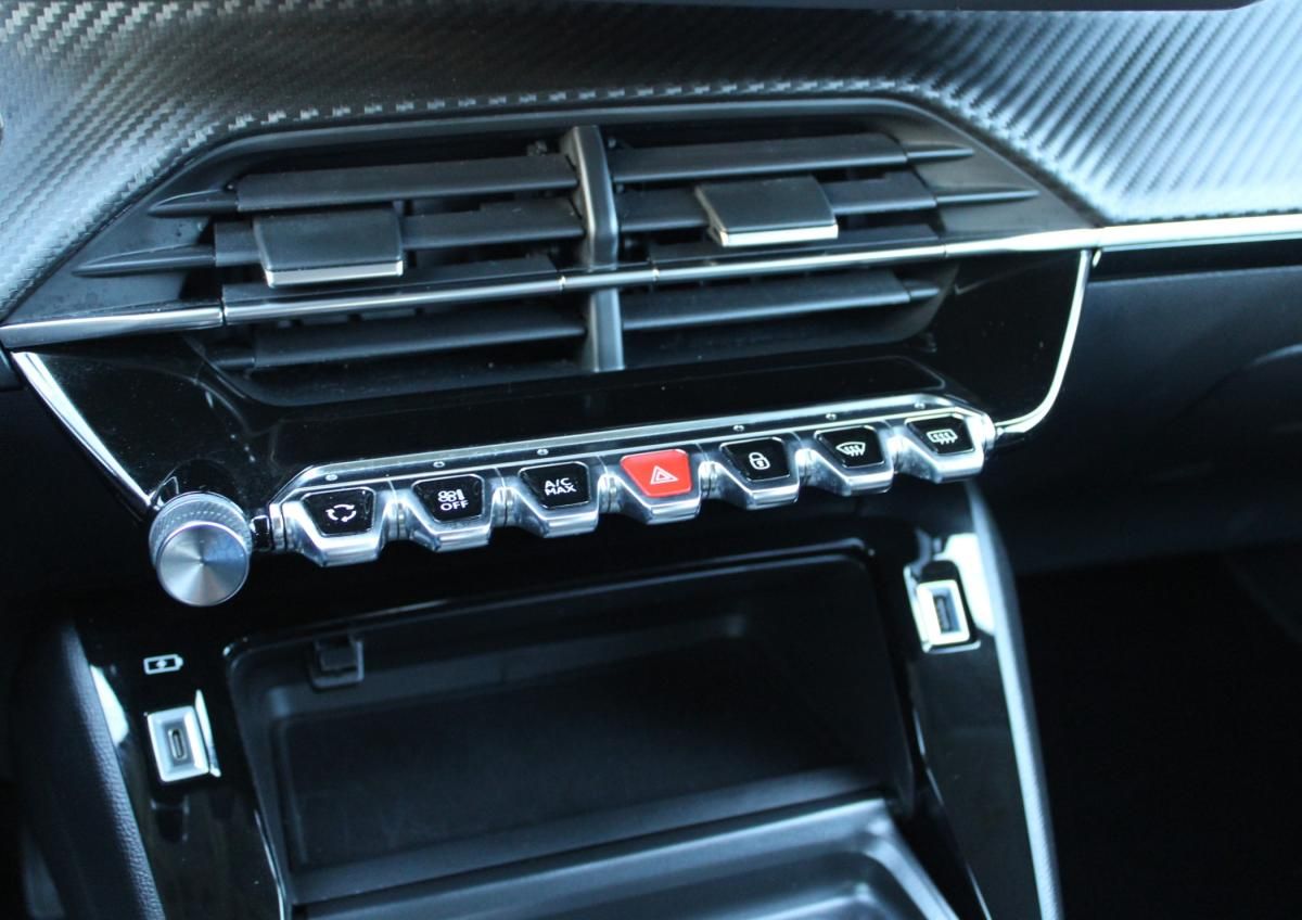 peugeot-2008-2022-gasolina-1199cc