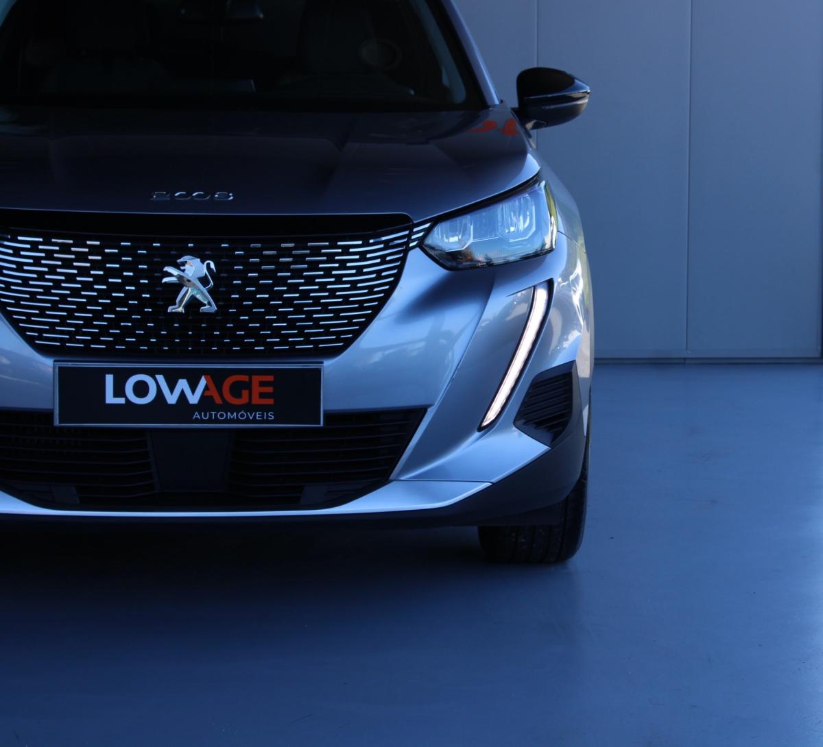 peugeot-2008-2022-gasolina-1199cc