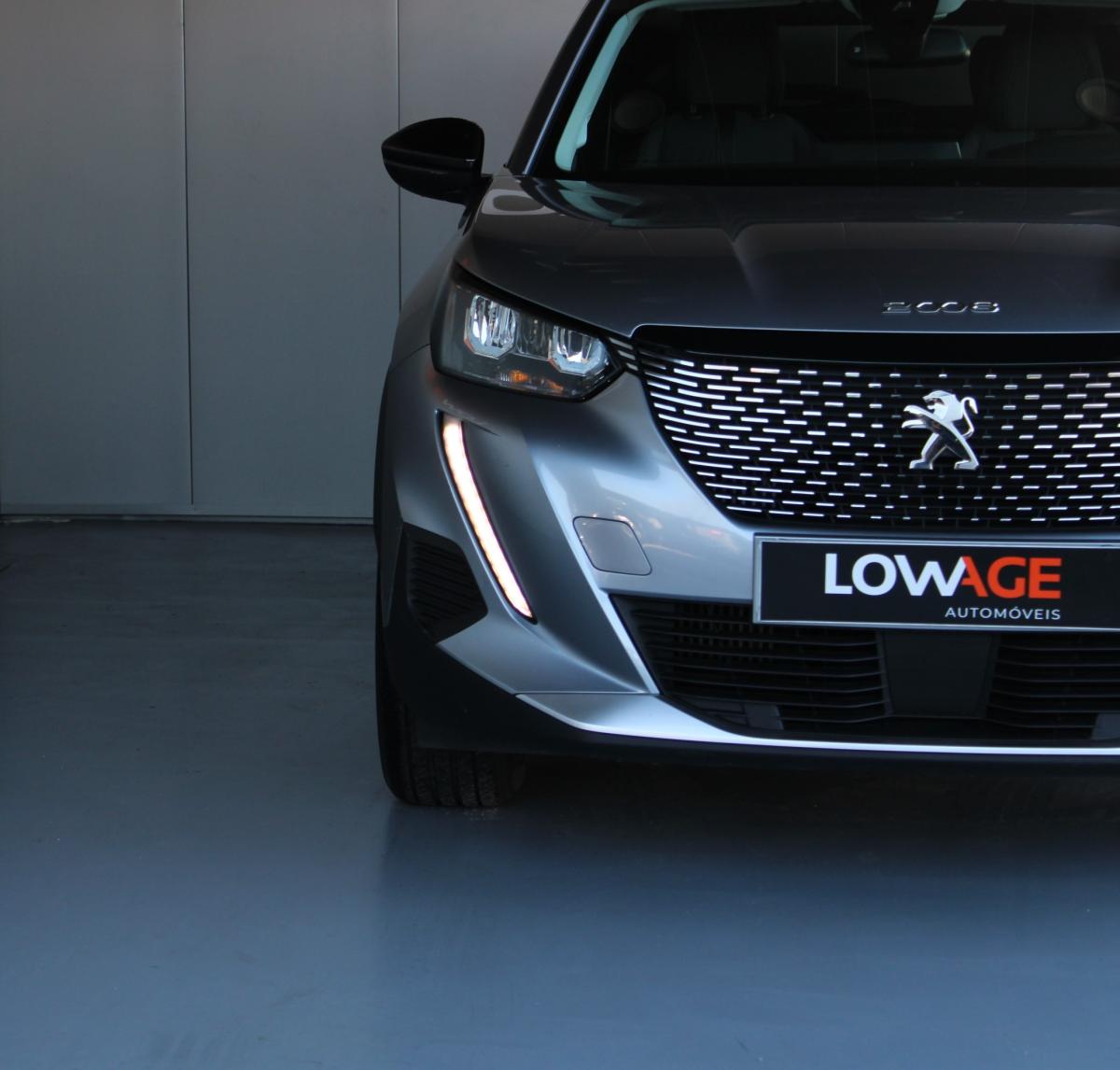 peugeot-2008-2022-gasolina-1199cc
