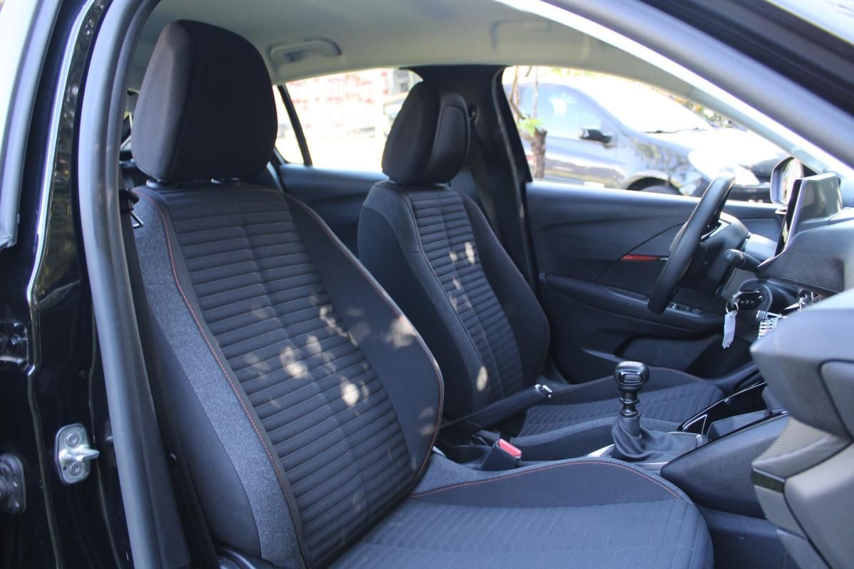 peugeot-208-2023-gasolina-1199cc