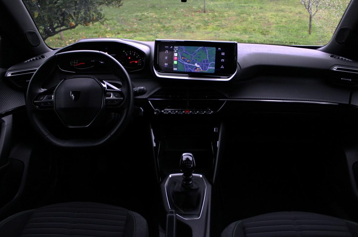 peugeot-2008-2023-gasolina-1199cc