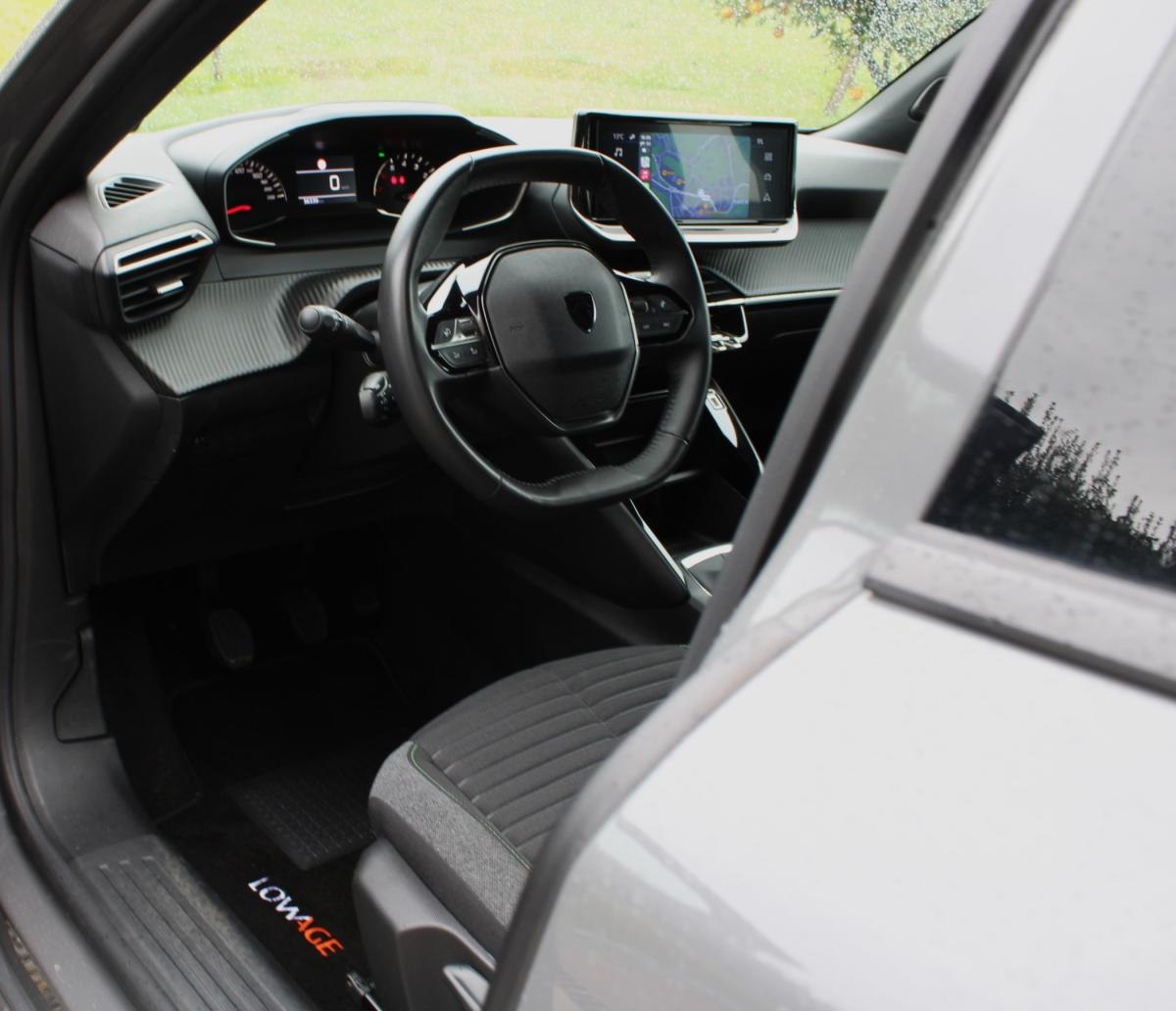 peugeot-2008-2023-gasolina-1199cc