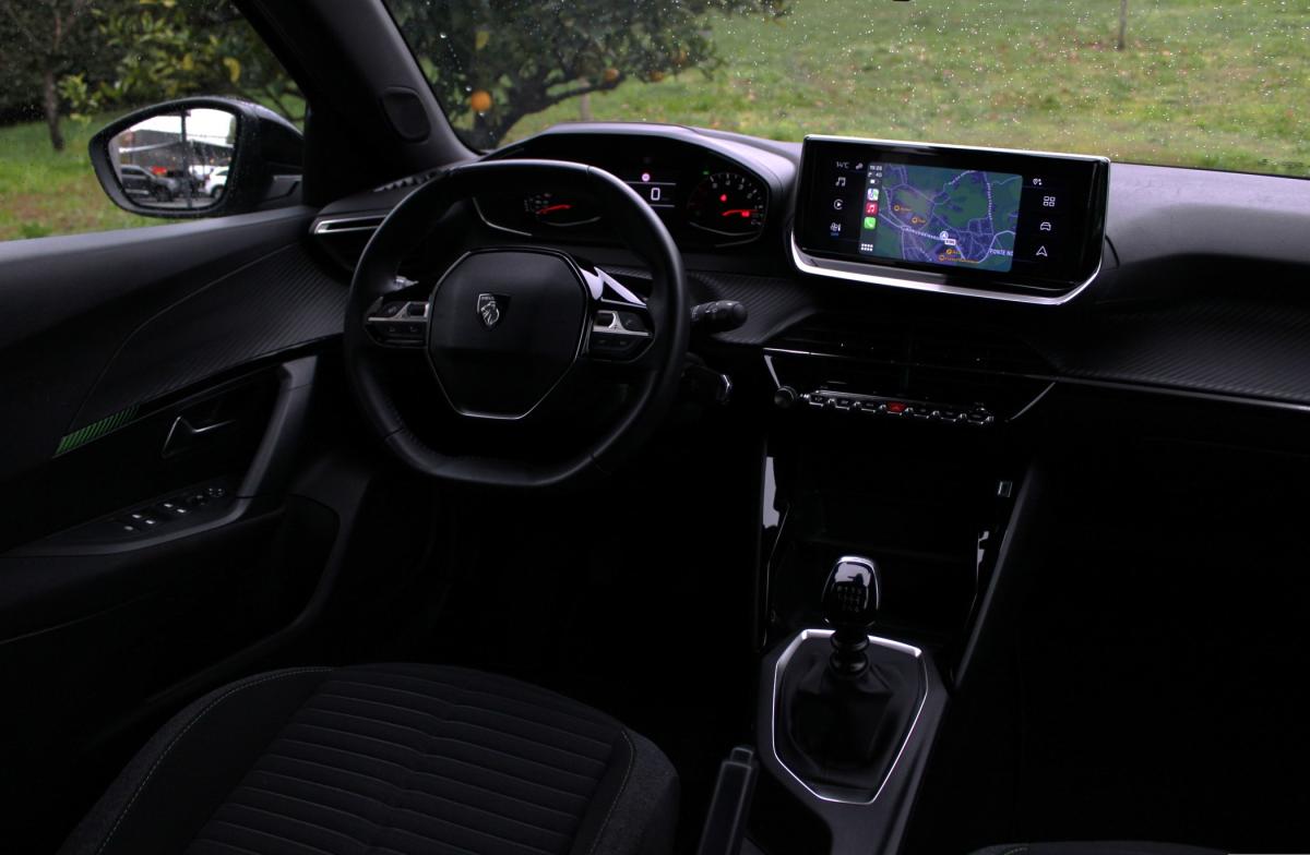 peugeot-2008-2023-gasolina-1199cc