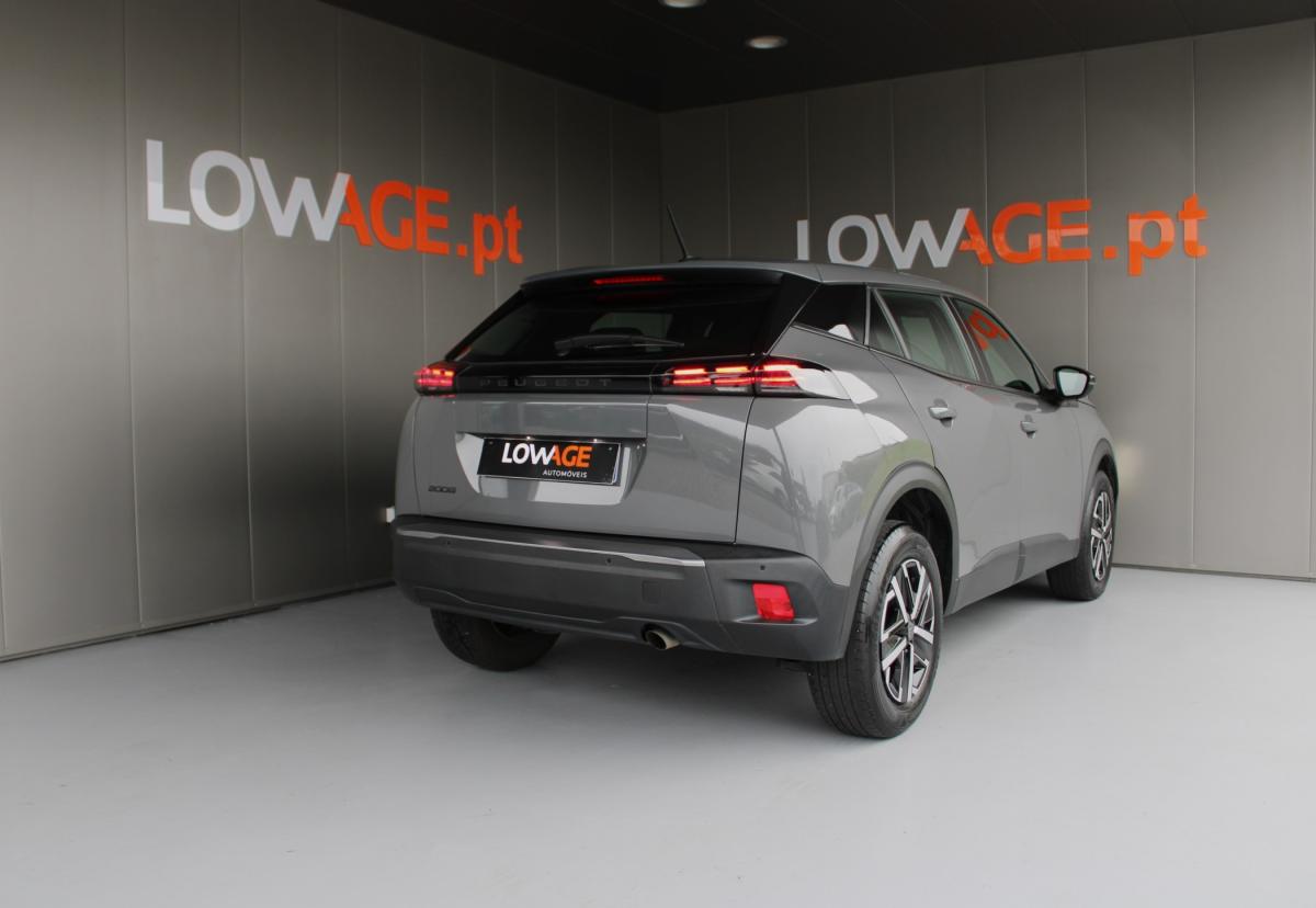 peugeot-2008-2023-gasolina-1199cc
