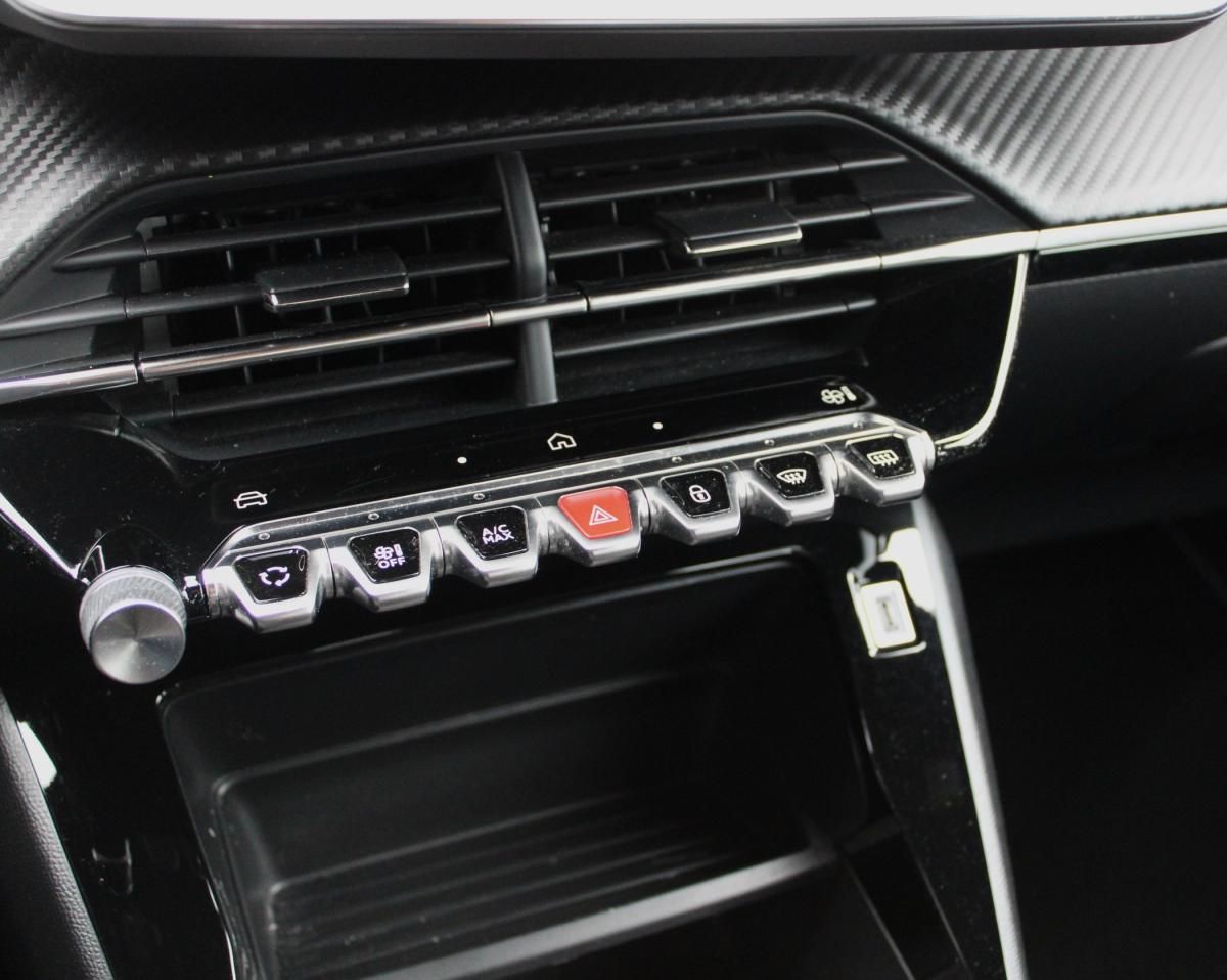 peugeot-2008-2023-gasolina-1199cc