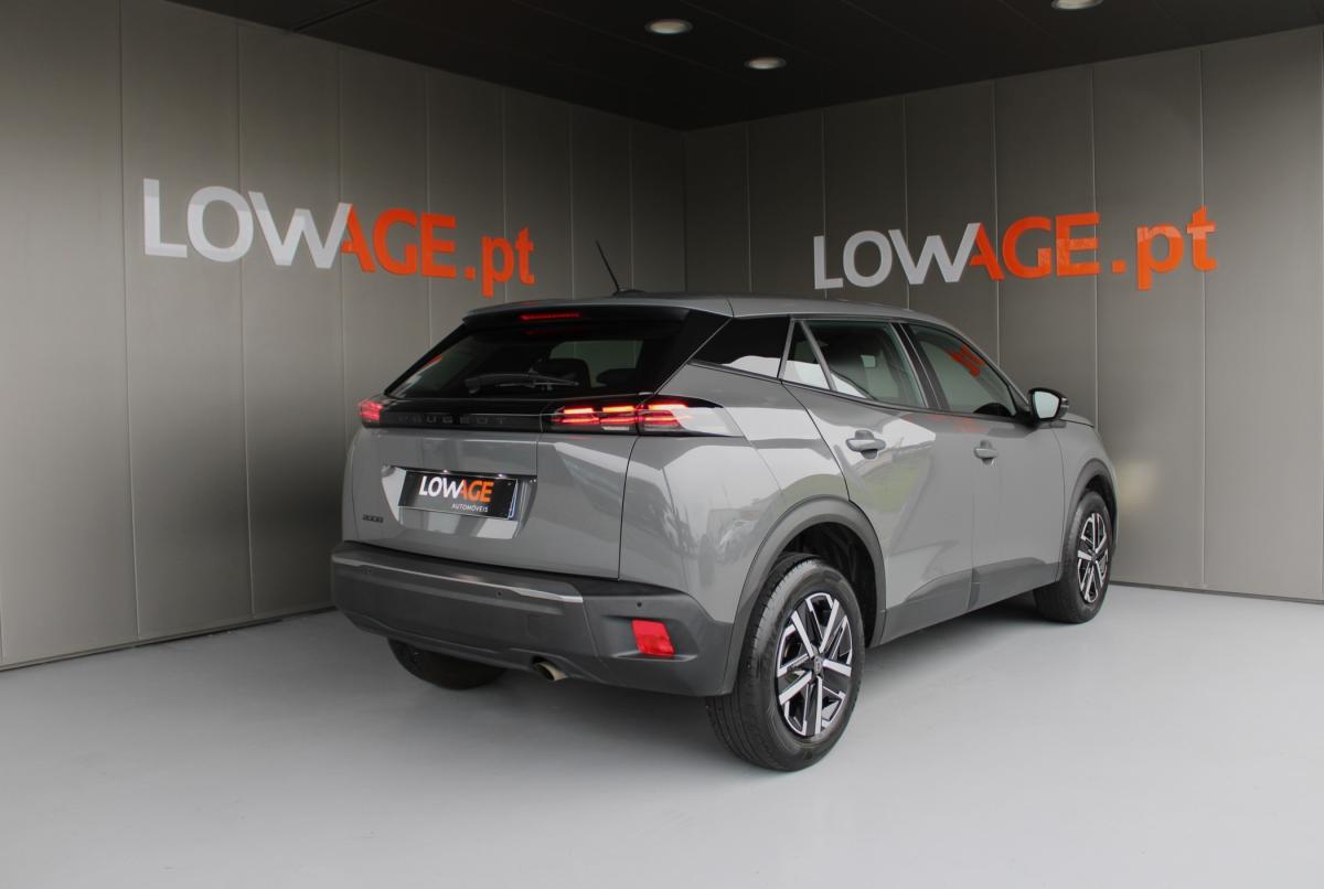 peugeot-2008-2023-gasolina-1199cc