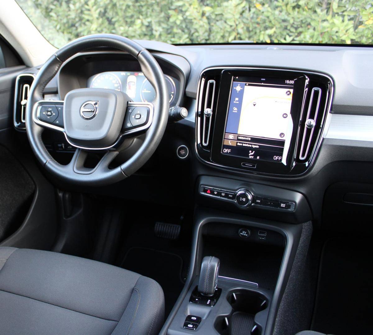 volvo-xc40-2021-hibrido-a-gasolina-1477cc
