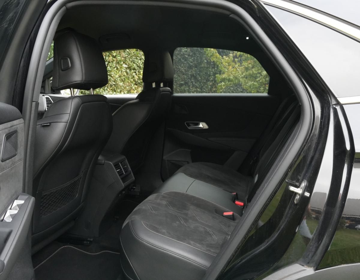 ds-ds-7-crossback-2022-hibrido-a-gasolina-1598cc