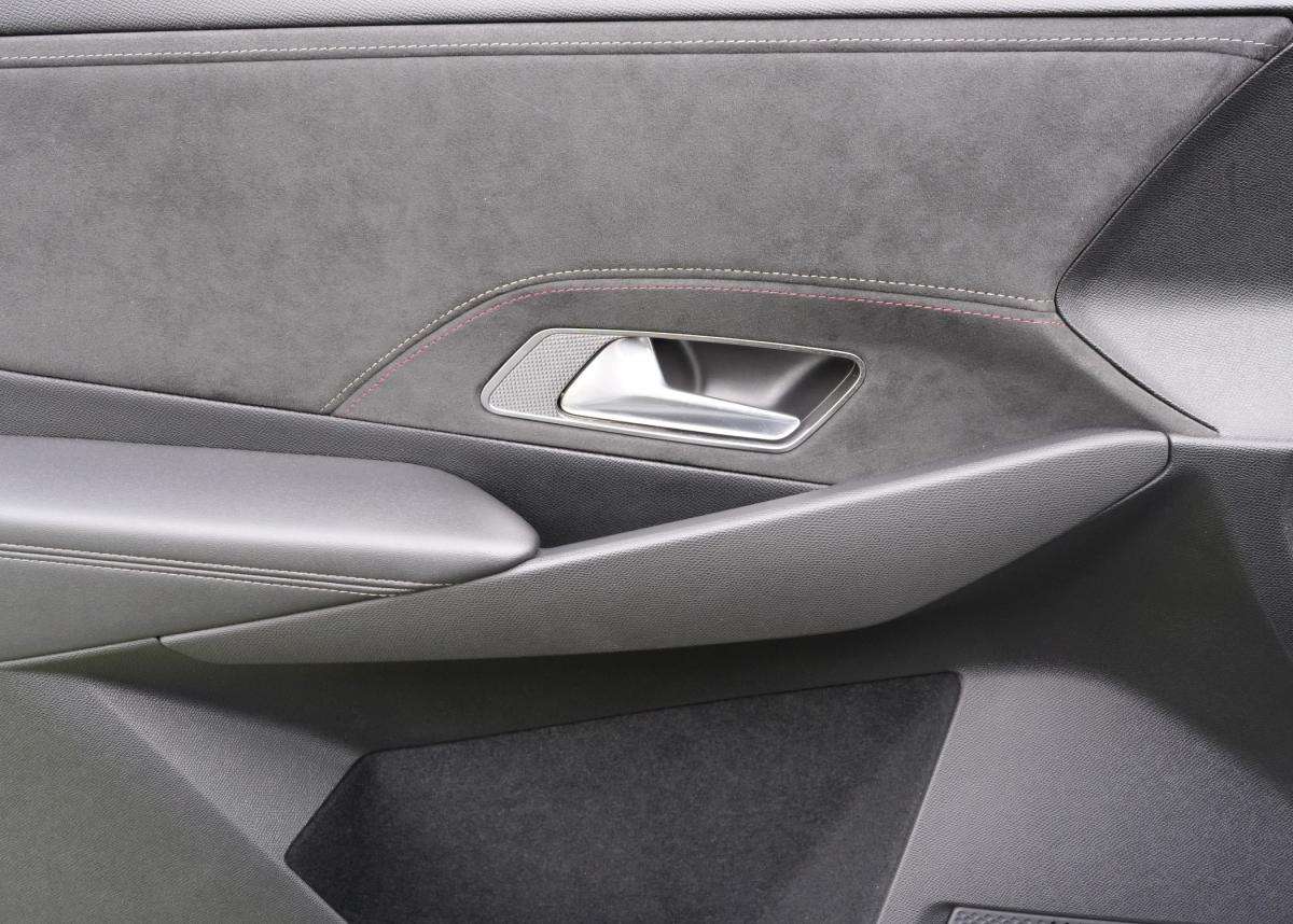ds-ds-7-crossback-2022-hibrido-a-gasolina-1598cc