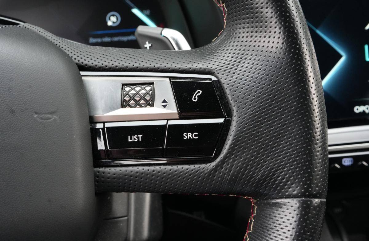 ds-ds-7-crossback-2022-hibrido-a-gasolina-1598cc